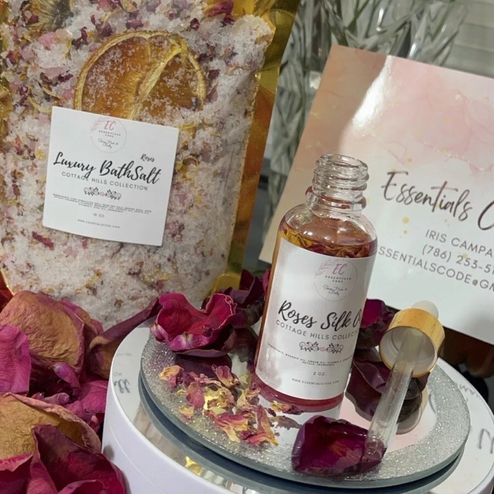 Luxury Set 3 Pcs 2 Lb Bags BathSalt Roses & Lavender Fragrance & Roses Oil 2oz